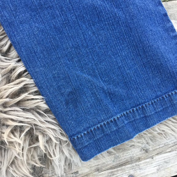 Liz Claiborne boot cut blue jeans - size 14P - Picture 7 of 9